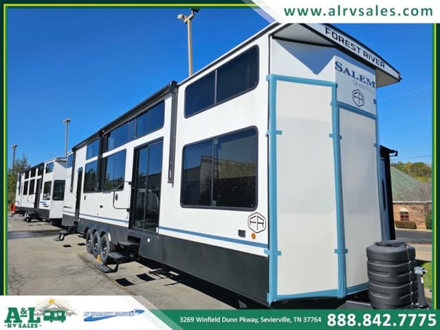2025 Forest River Salem Grand Villa Destination Trailer 44VIEW