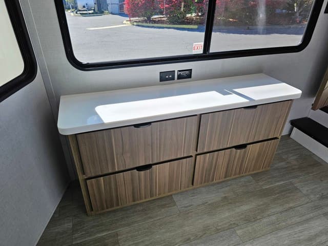 2025 Forest River 2025 Forest River Salem Grand Villa Destination Trailer - thumbnail 31