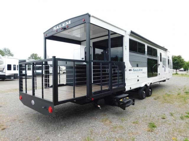 2025 Forest River 2025 Forest River Salem FSX - thumbnail 3