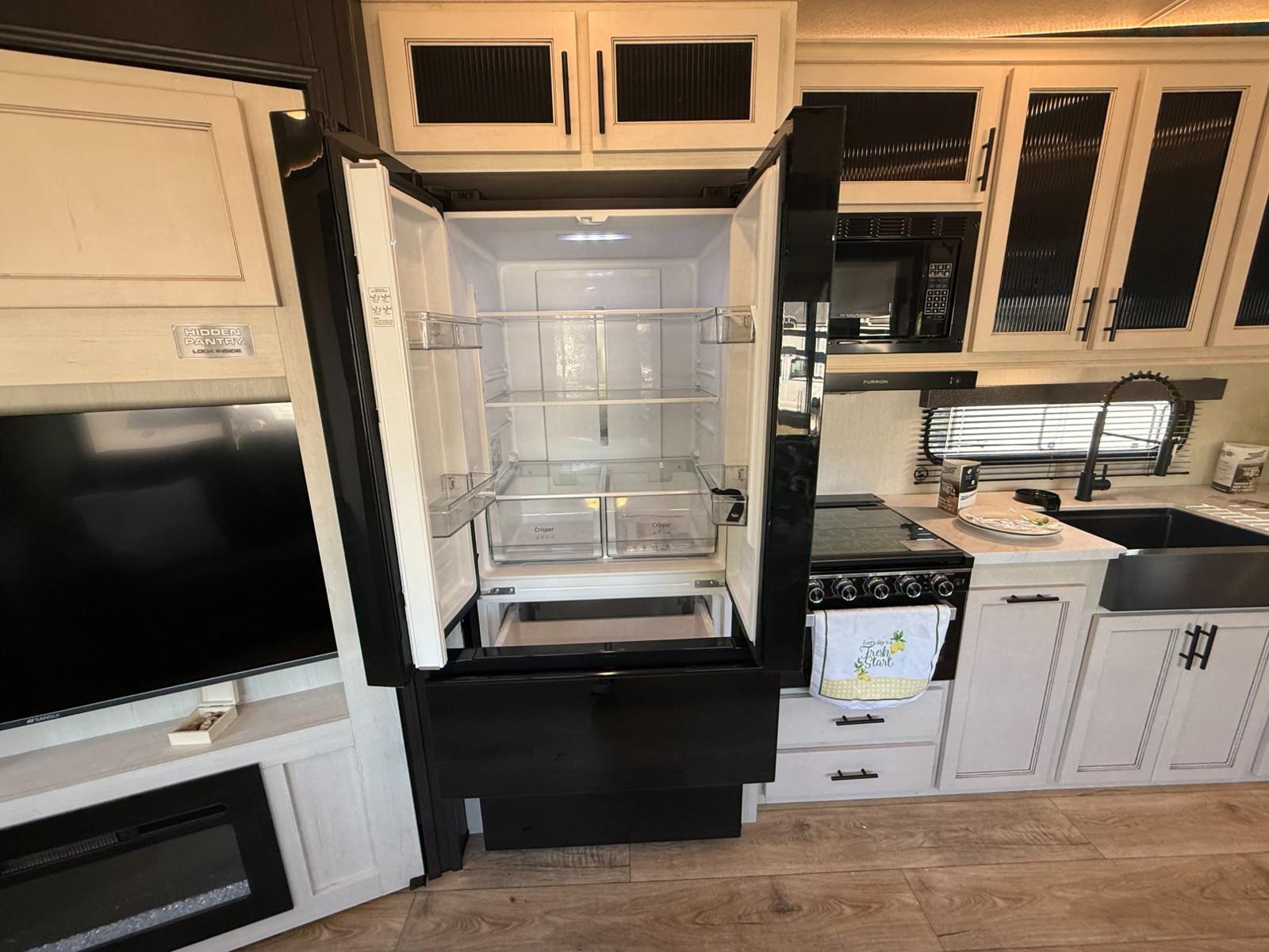 2025 Forest River 2025 Forest River Sabre - thumbnail 13