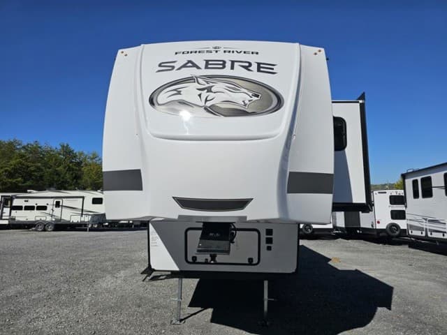 2026 Forest River 2026 Forest River Sabre - thumbnail 4