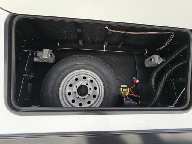 2026 Forest River 2026 Forest River Sabre - thumbnail 14