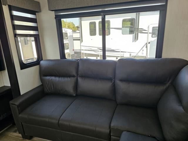 2026 Forest River 2026 Forest River Sabre - thumbnail 24