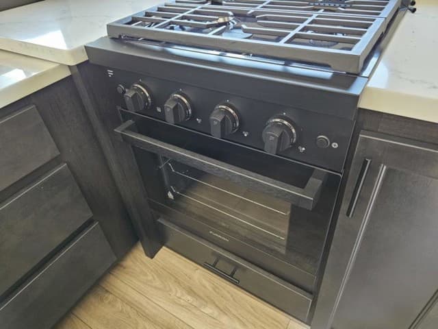 2026 Forest River 2026 Forest River Sabre - thumbnail 34