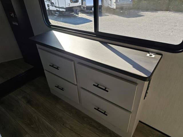 2026 Forest River 2026 Forest River Sabre - thumbnail 46