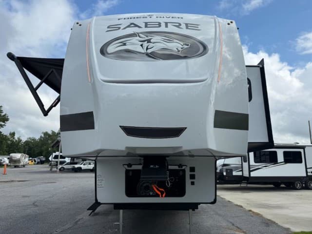 2026 Forest River 2026 Forest River Sabre - thumbnail 3