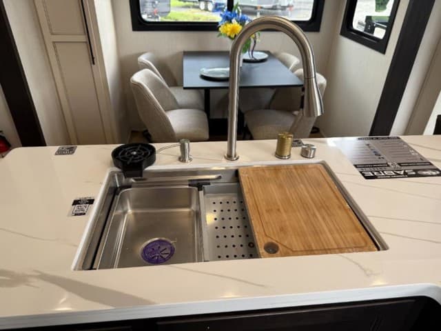 2026 Forest River 2026 Forest River Sabre - thumbnail 14