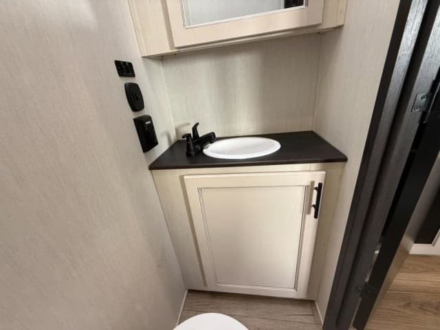 2026 Forest River 2026 Forest River Sabre - thumbnail 21