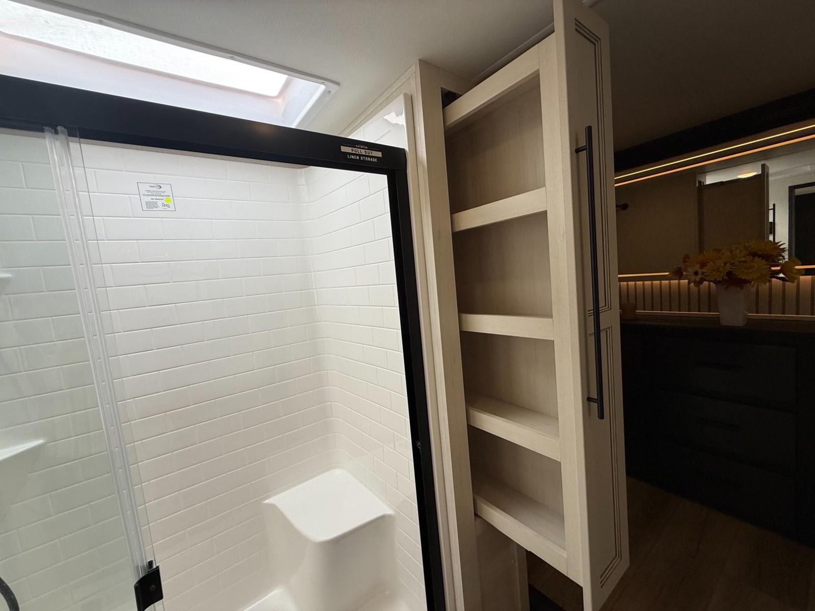 2026 Forest River 2026 Forest River Sabre - thumbnail 33