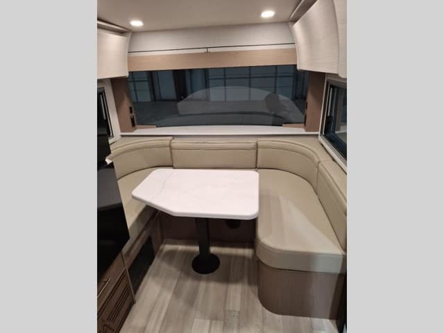 2025 Grand Design 2025 Grand Design Serenova - thumbnail 11