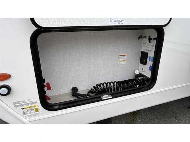 2026 Grand Design 2026 Grand Design Serenova - thumbnail 8