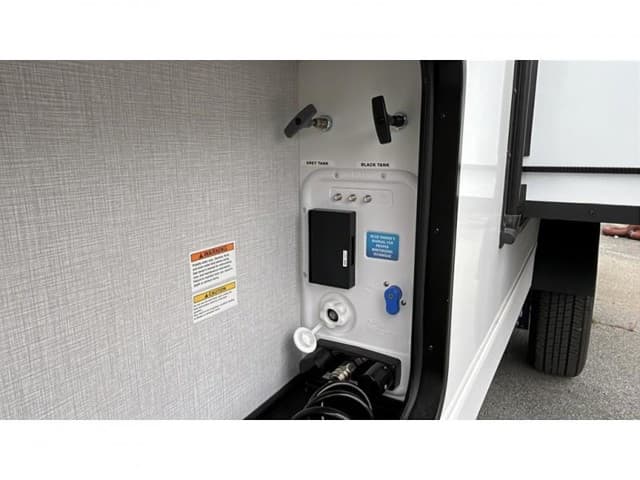 2026 Grand Design 2026 Grand Design Serenova - thumbnail 9