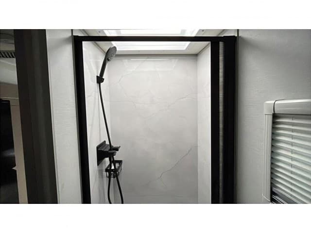 2026 Grand Design 2026 Grand Design Serenova - thumbnail 13