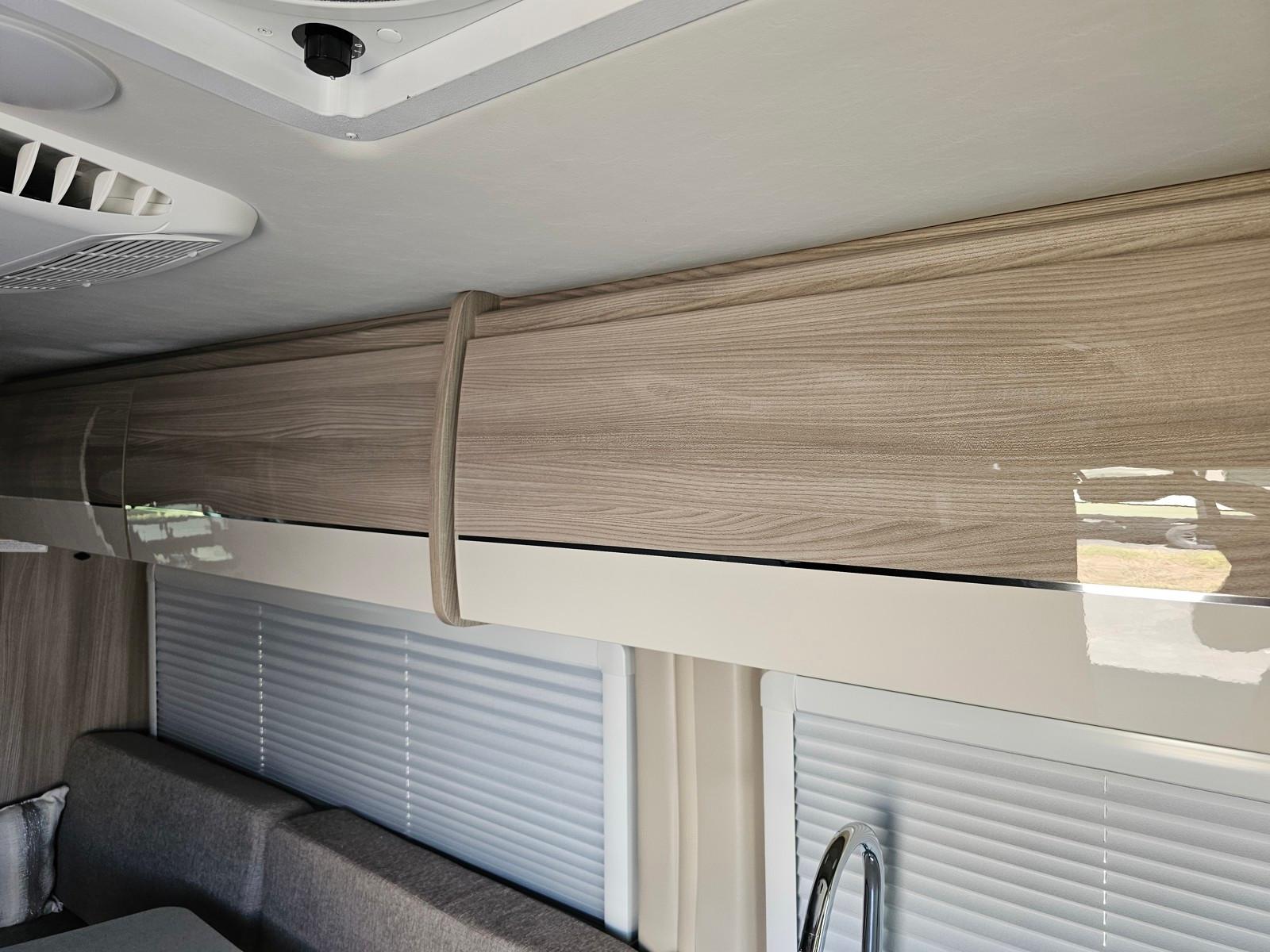 2025 Thor Motor Coach 2025 Thor Motor Coach Sequence - thumbnail 15