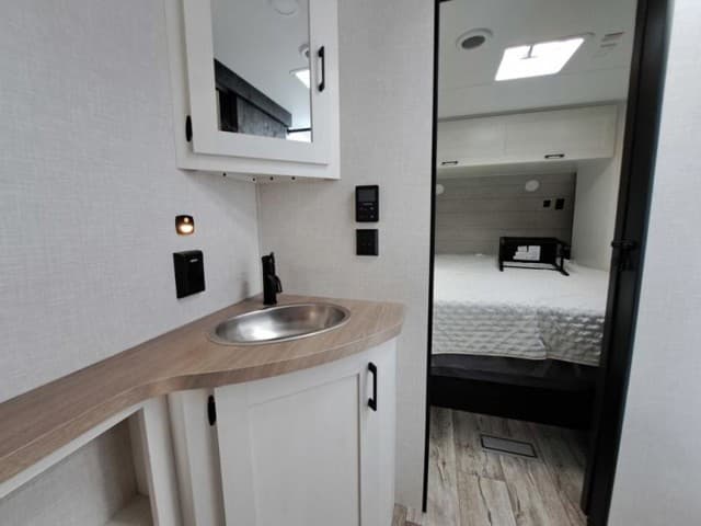 2026 Venture RV 2026 Venture RV Sienna - thumbnail 10