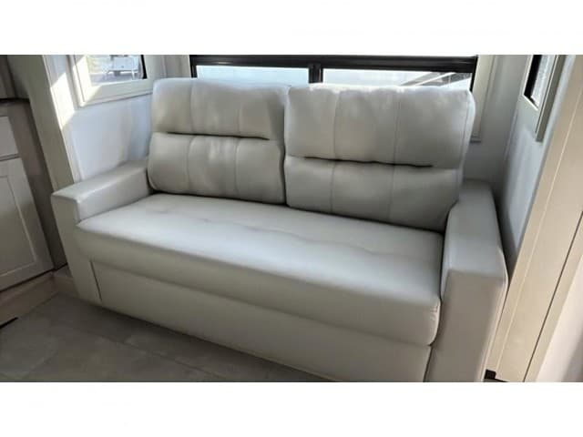 2025 Grand Design 2025 Grand Design Solitude - thumbnail 30