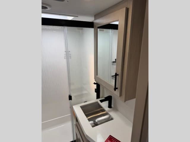 2026 Grand Design 2026 Grand Design Solitude - thumbnail 13