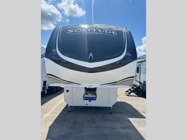 2026 Grand Design 2026 Grand Design Solitude - thumbnail 3