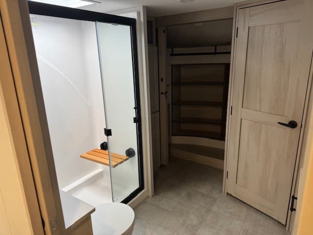 2026 Grand Design 2026 Grand Design Solitude - thumbnail 15