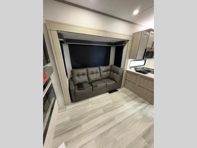 2026 Grand Design 2026 Grand Design Influence - thumbnail 16