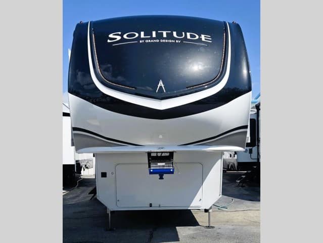 2026 Grand Design 2026 Grand Design Solitude - thumbnail 3