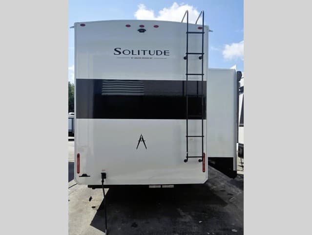 2026 Grand Design 2026 Grand Design Solitude - thumbnail 6