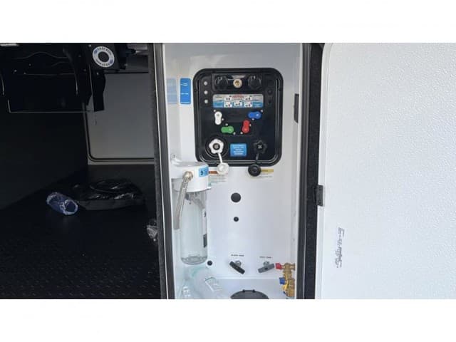 2026 Grand Design 2026 Grand Design Solitude - thumbnail 9