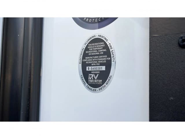 2026 Grand Design 2026 Grand Design Solitude - thumbnail 24