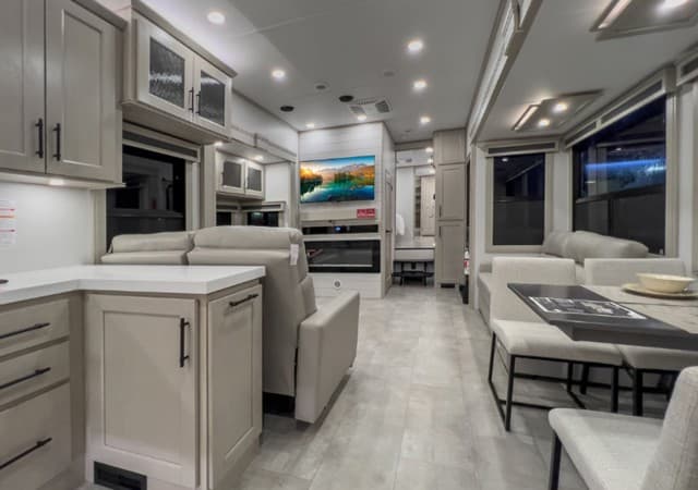2026 Grand Design 2026 Grand Design Solitude - thumbnail 28