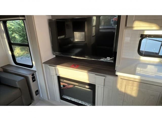 2026 Grand Design 2026 Grand Design Influence - thumbnail 12