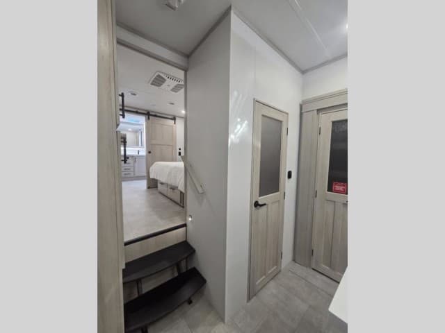 2026 Grand Design 2026 Grand Design Solitude - thumbnail 12