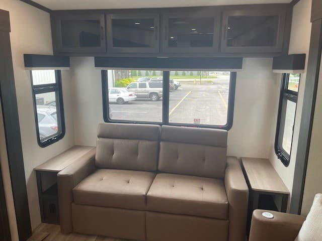 2026 Venture RV 2026 Venture RV Sporttrek Touring Edition - thumbnail 16