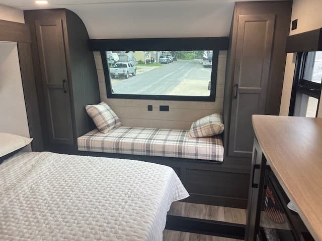 2026 Venture RV 2026 Venture RV Sporttrek Touring Edition - thumbnail 23