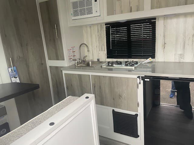 2025 Travel Lite 2025 Travel Lite Rove Lite - thumbnail 5