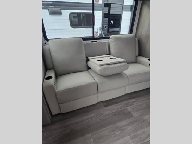 2026 Grand Design 2026 Grand Design Transcend Xplor - thumbnail 15