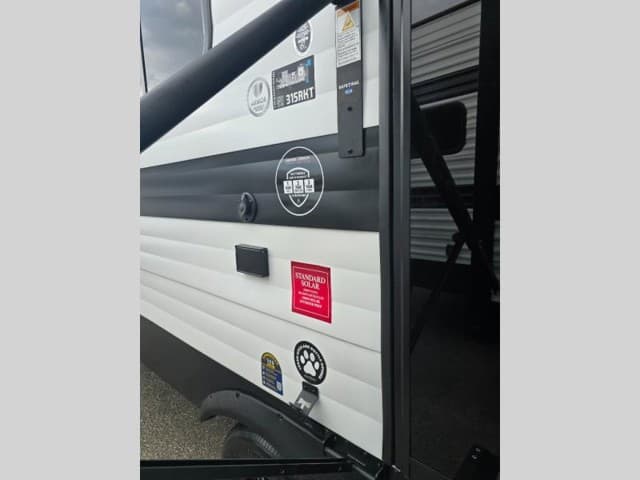 2026 Grand Design 2026 Grand Design Transcend - thumbnail 6