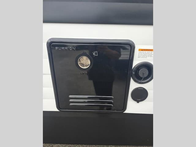 2026 Grand Design 2026 Grand Design Transcend - thumbnail 9