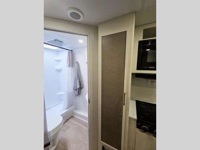 2026 Grand Design 2026 Grand Design Transcend Xplor - thumbnail 15