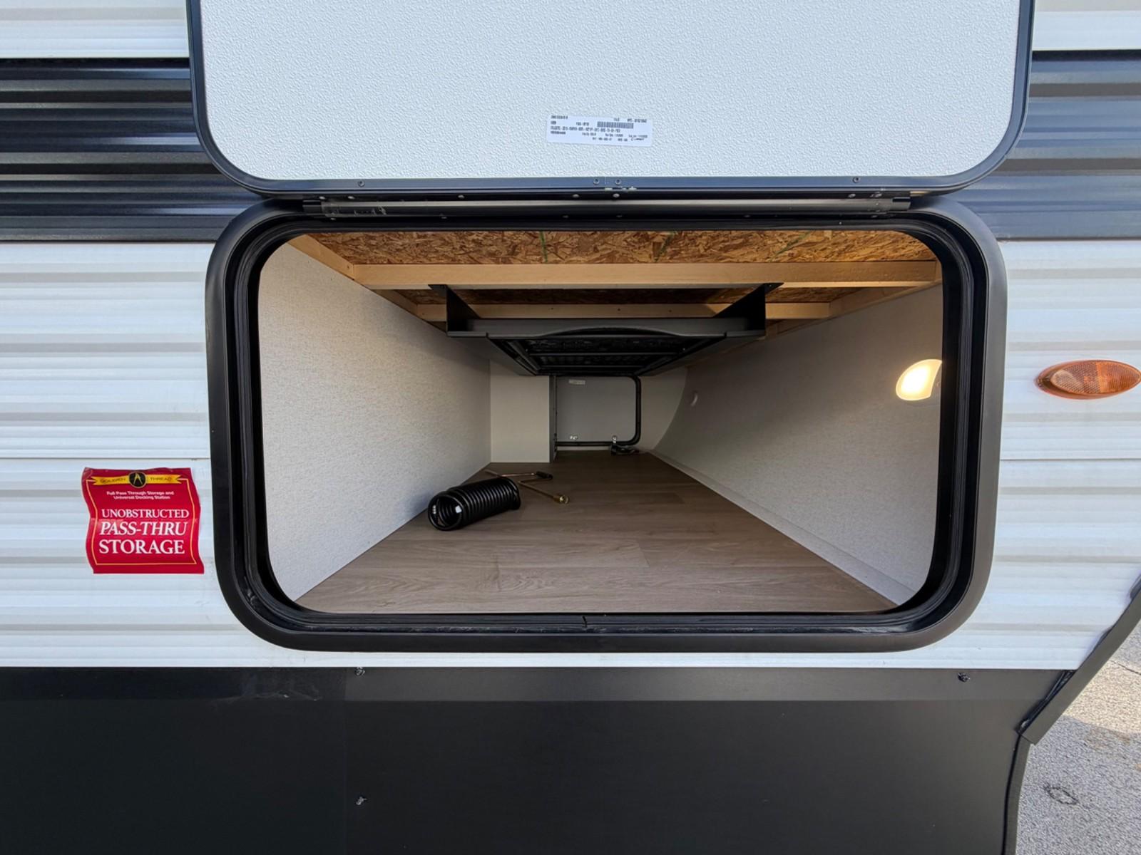 2026 Grand Design 2026 Grand Design Transcend Xplor - thumbnail 6