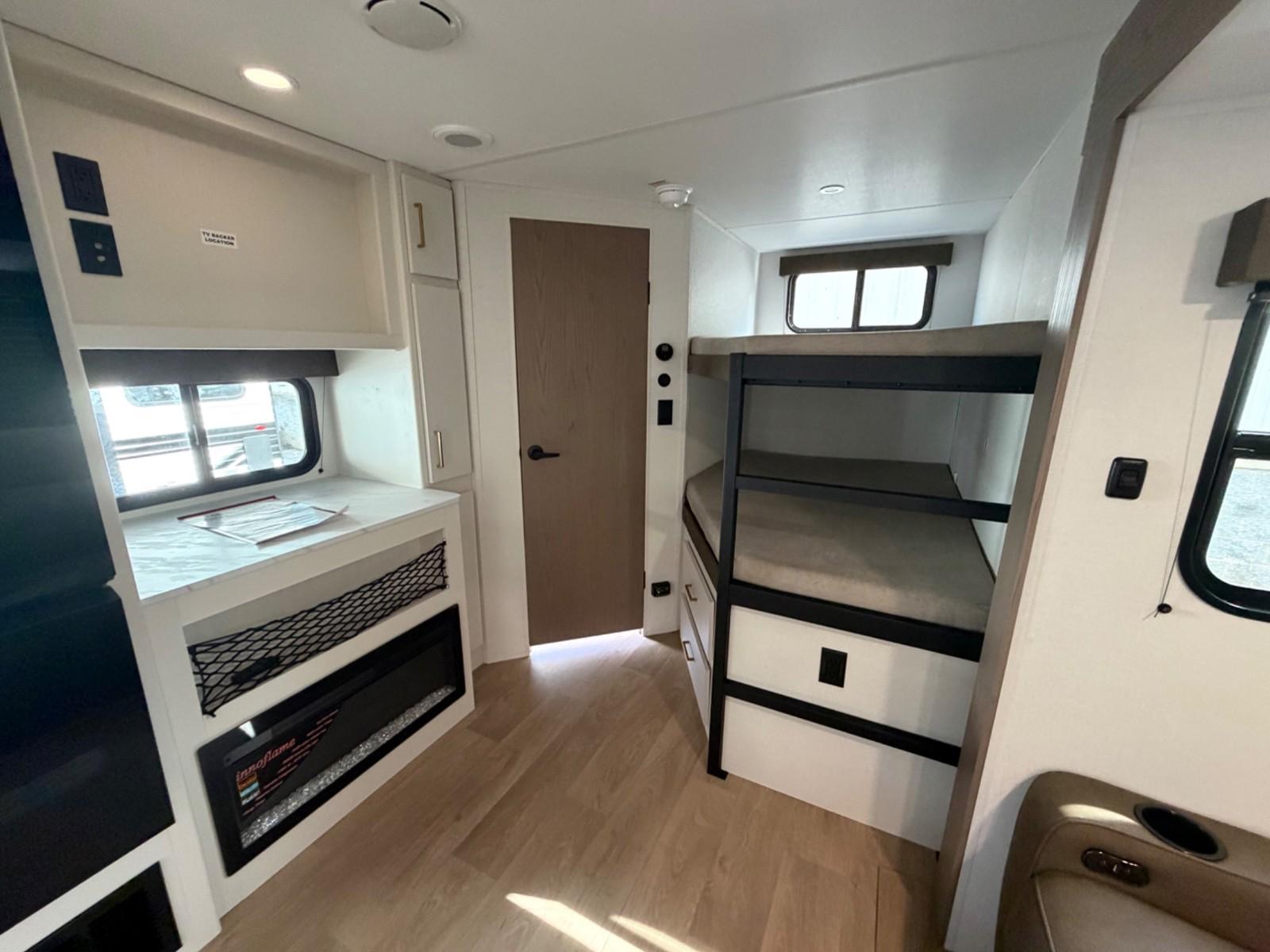 2026 Grand Design 2026 Grand Design Transcend Xplor - thumbnail 14