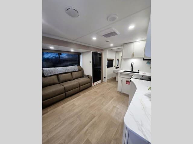 2026 Grand Design 2026 Grand Design Transcend Xplor - thumbnail 6