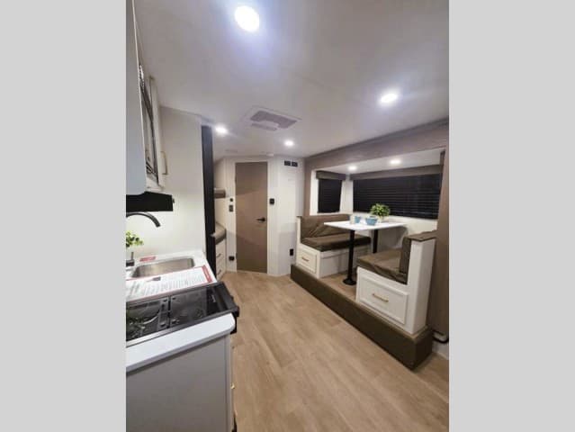 2026 Grand Design 2026 Grand Design Transcend One - thumbnail 6