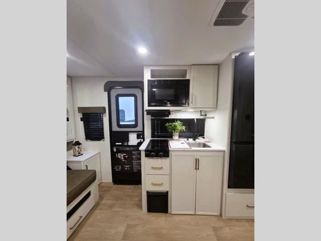 2026 Grand Design 2026 Grand Design Transcend One - thumbnail 7