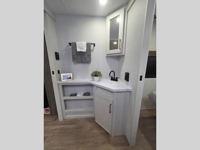 2026 Grand Design 2026 Grand Design Transcend - thumbnail 15