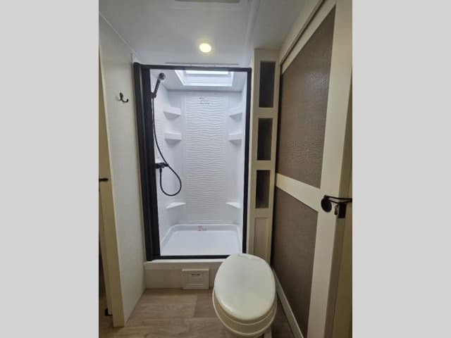 2026 Grand Design 2026 Grand Design Transcend - thumbnail 17