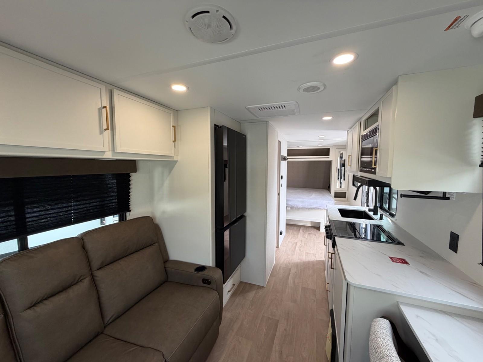 2026 Grand Design 2026 Grand Design Transcend Xplor - thumbnail 15