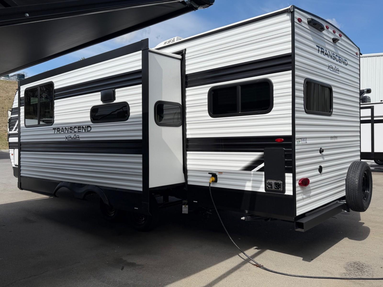 2026 Grand Design 2026 Grand Design Transcend Xplor - thumbnail 4