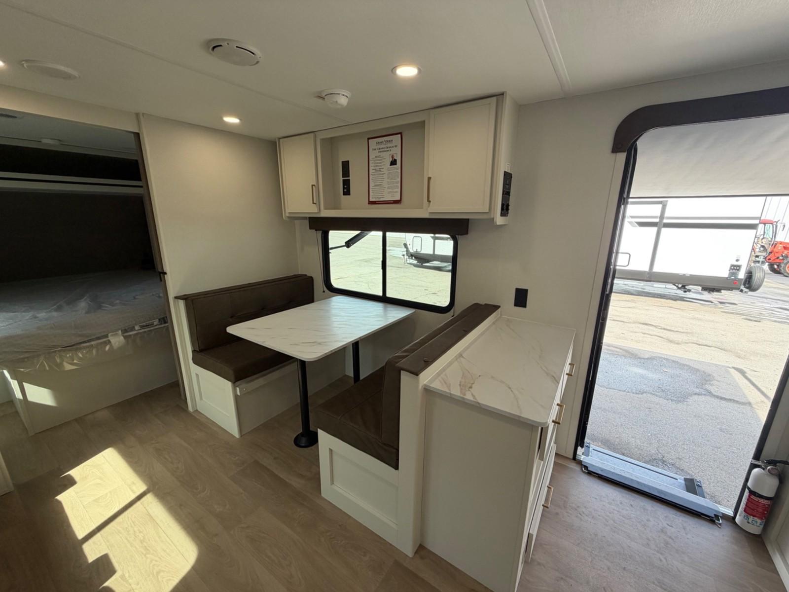 2026 Grand Design 2026 Grand Design Transcend Xplor - thumbnail 13