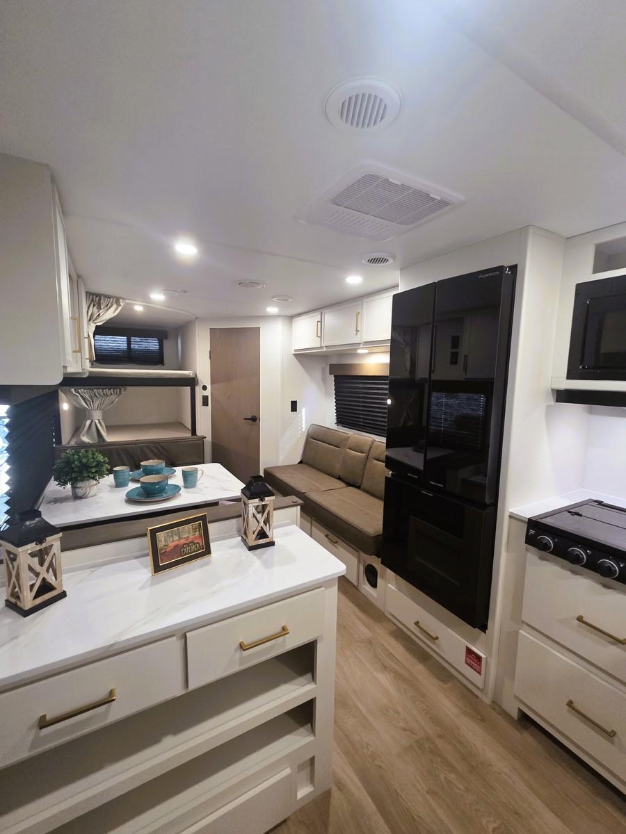 2026 Grand Design 2026 Grand Design Transcend Xplor - thumbnail 6