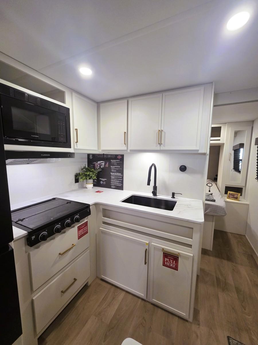 2026 Grand Design 2026 Grand Design Transcend Xplor - thumbnail 12